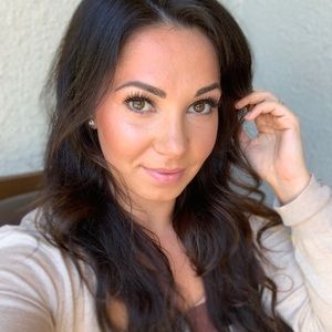 Meet your Posher, Shayna